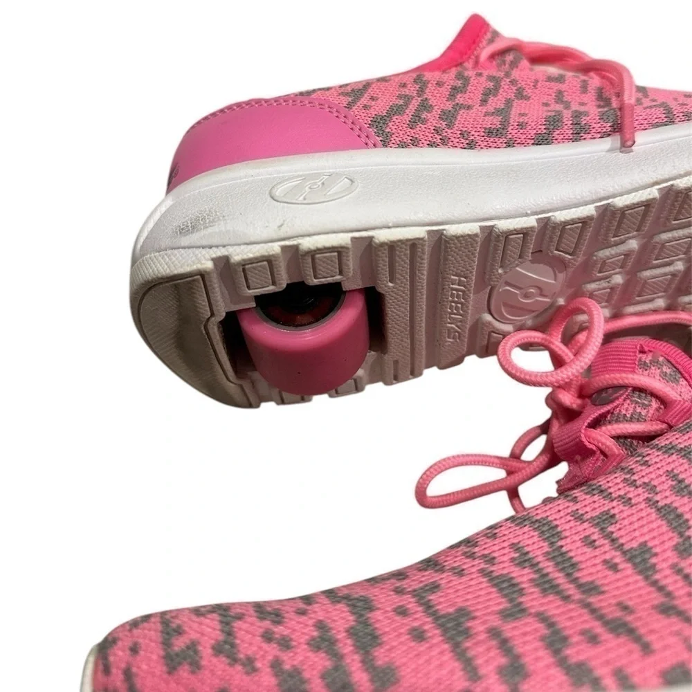 Heelys Girls Pink Skate Shoes Size youth 6